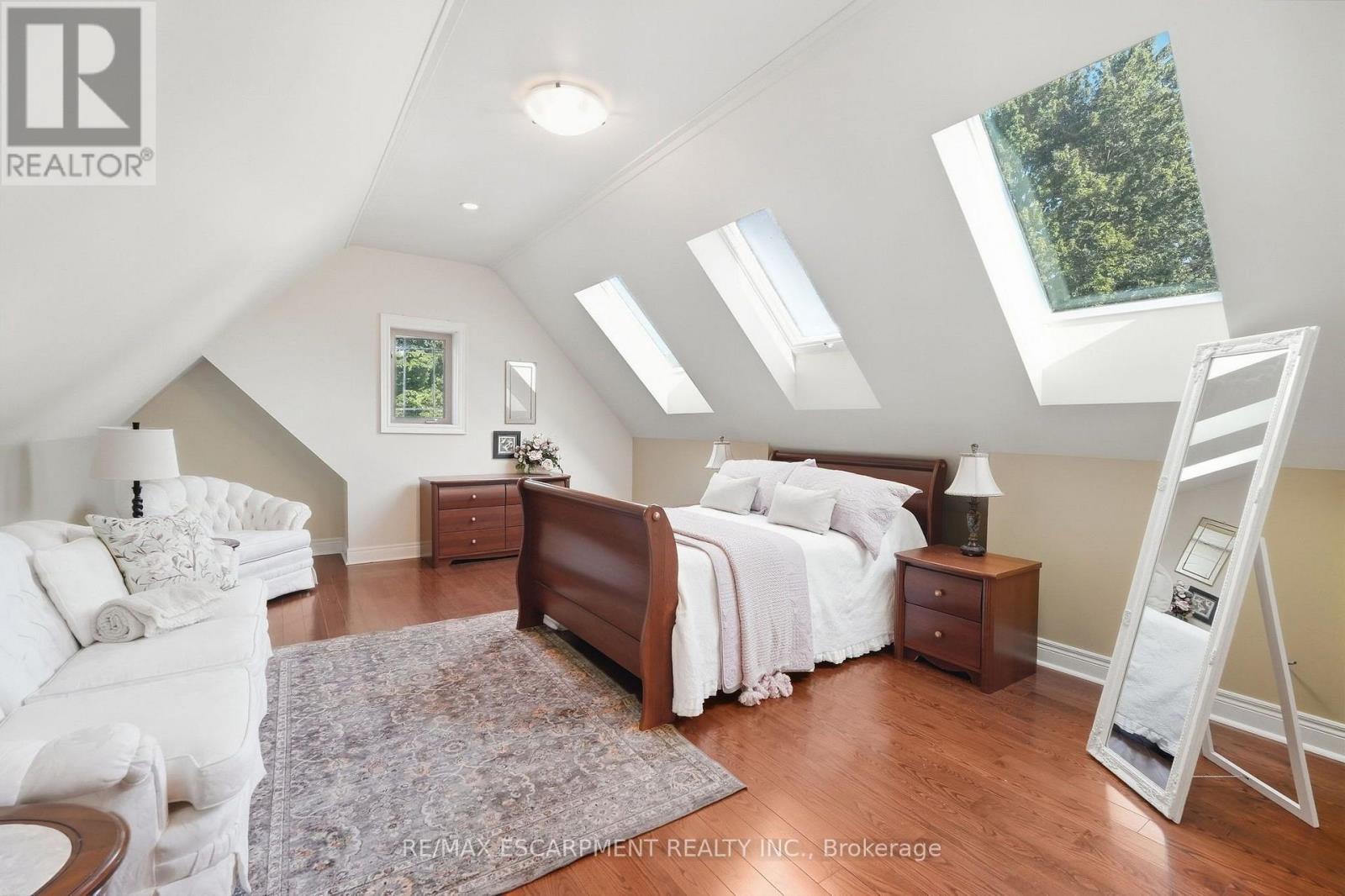 4 Summit Drive, Hamilton, Ontario  L8B 0E4 - Photo 27 - X13825988