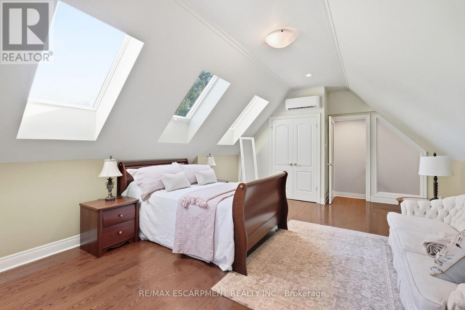 4 Summit Drive, Hamilton, Ontario  L8B 0E4 - Photo 28 - X13825988