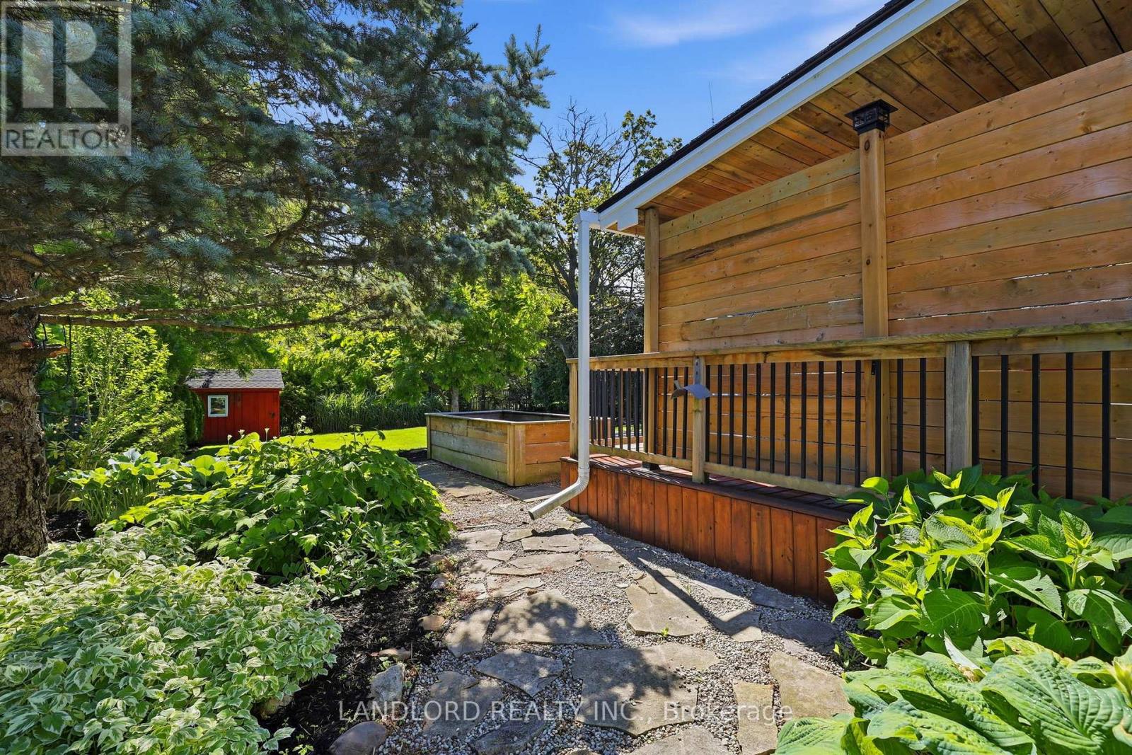 99 Fairview Avenue, St. Thomas, Ontario  N5R 4X7 - Photo 18 - X13826042