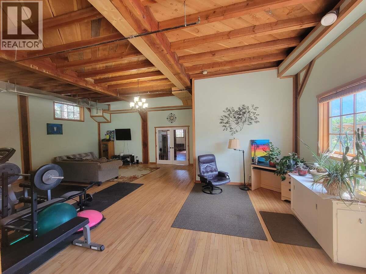2626 Middle Bench Road, Keremeos, British Columbia  V0X 1N2 - Photo 32 - 10355076