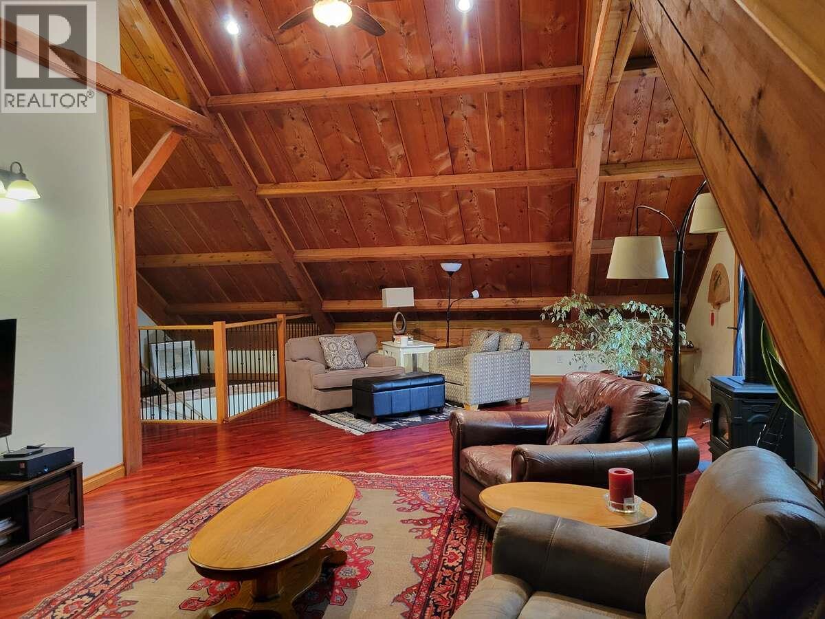 2626 Middle Bench Road, Keremeos, British Columbia  V0X 1N2 - Photo 21 - 10355076