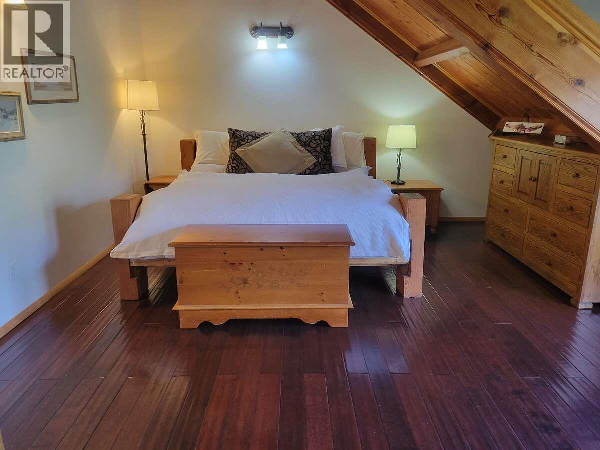 2626 Middle Bench Road, Keremeos, British Columbia  V0X 1N2 - Photo 23 - 10355076