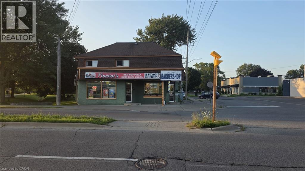 324 Thorold Road, Welland, Ontario  L3C 3W6 - Photo 2 - 40866408