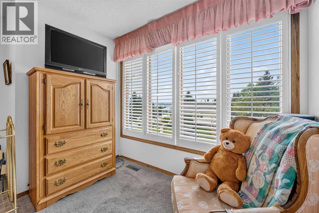 232 Hawkview Manor Circle NW, Calgary, Alberta  T3G 3E5 - Photo 39 - A2343379