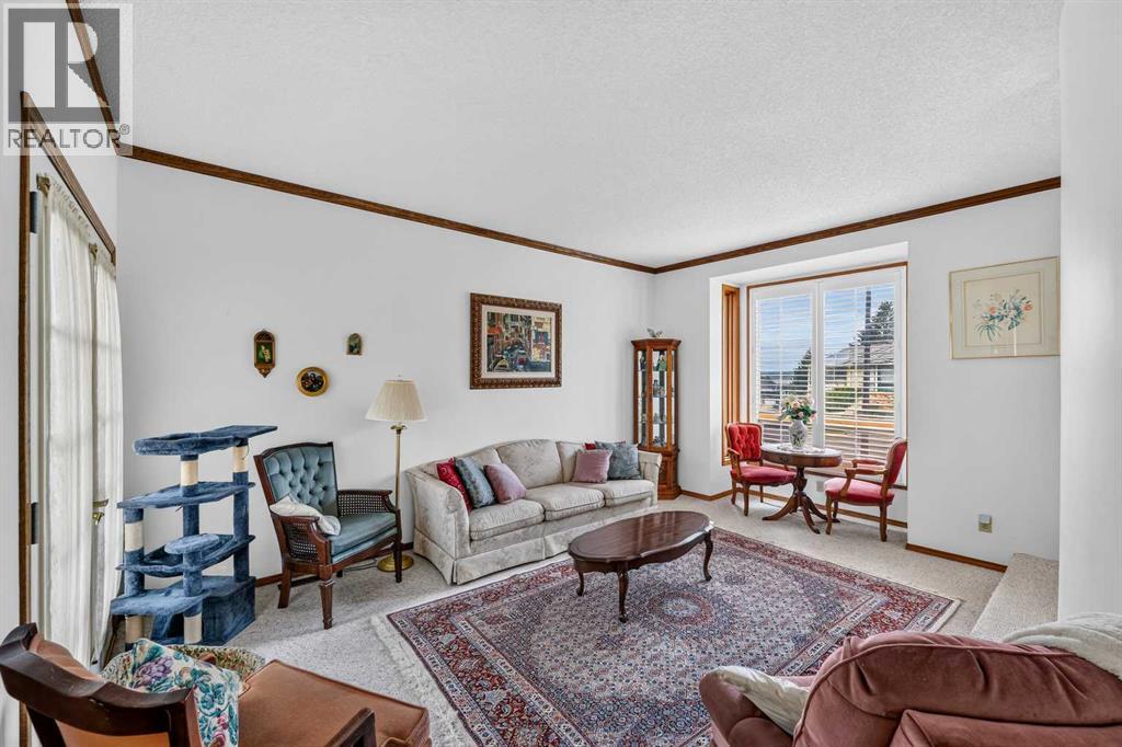 232 Hawkview Manor Circle NW, Calgary, Alberta  T3G 3E5 - Photo 6 - A2343379