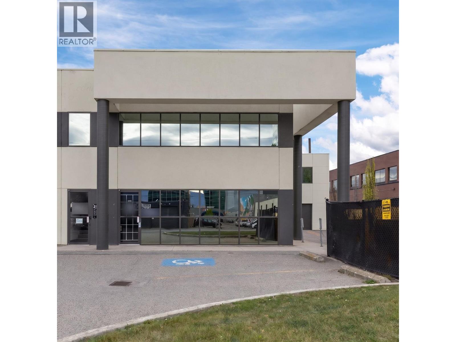 1751 Harvey Avenue Unit# 110, Kelowna, British Columbia