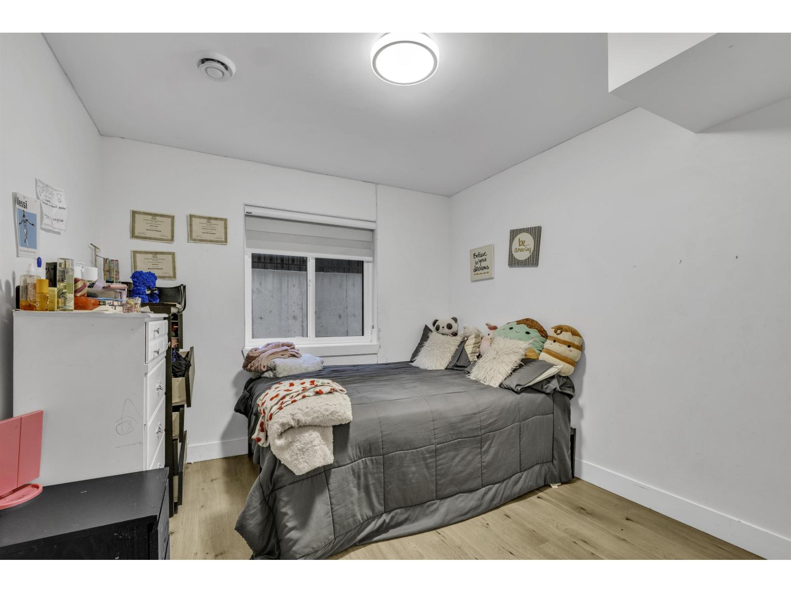 17284 61a Avenue, Surrey, British Columbia  V3S 4V7 - Photo 15 - R3169365