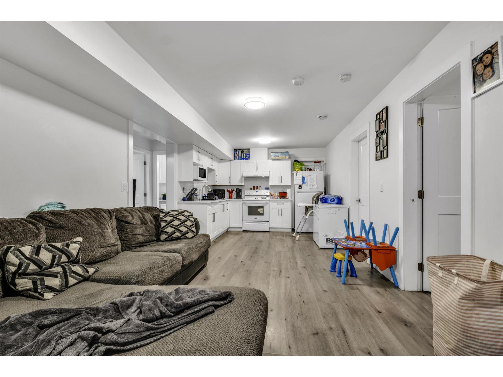 17284 61a Avenue, Surrey, British Columbia  V3S 4V7 - Photo 16 - R3169365