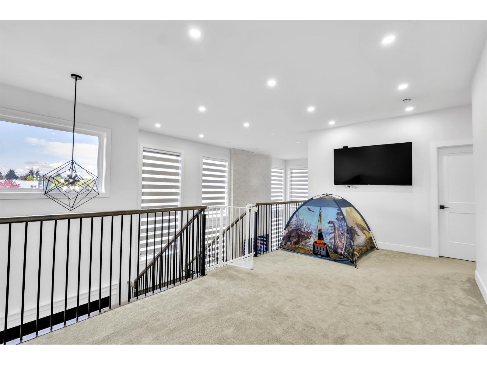 17284 61a Avenue, Surrey, British Columbia  V3S 4V7 - Photo 28 - R3169365