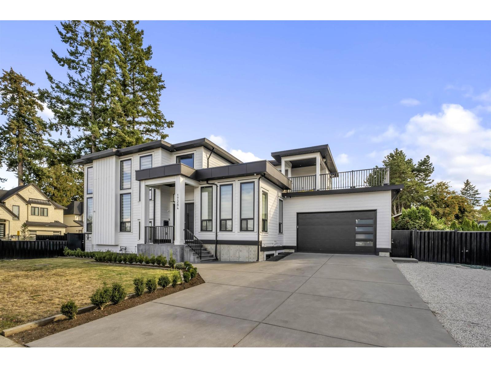 17284 61A AVENUE, Surrey, British Columbia