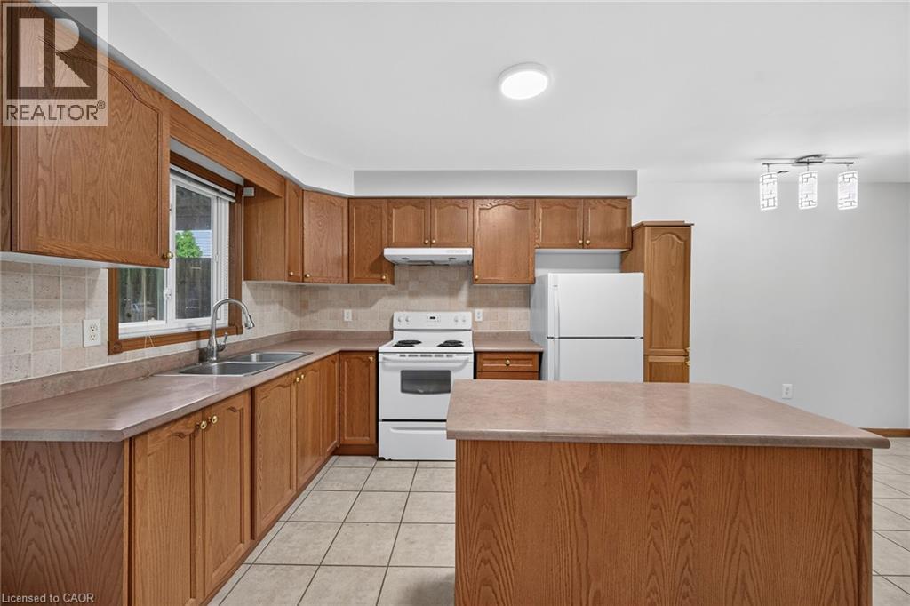 33 Brantdale Avenue, Hamilton, Ontario  L9C 1B6 - Photo 10 - 40859856