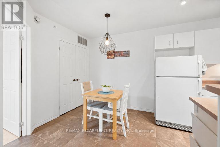 310 - 4025 Kilmer Drive, Burlington, Ontario  L7M 4M5 - Photo 9 - W13825068