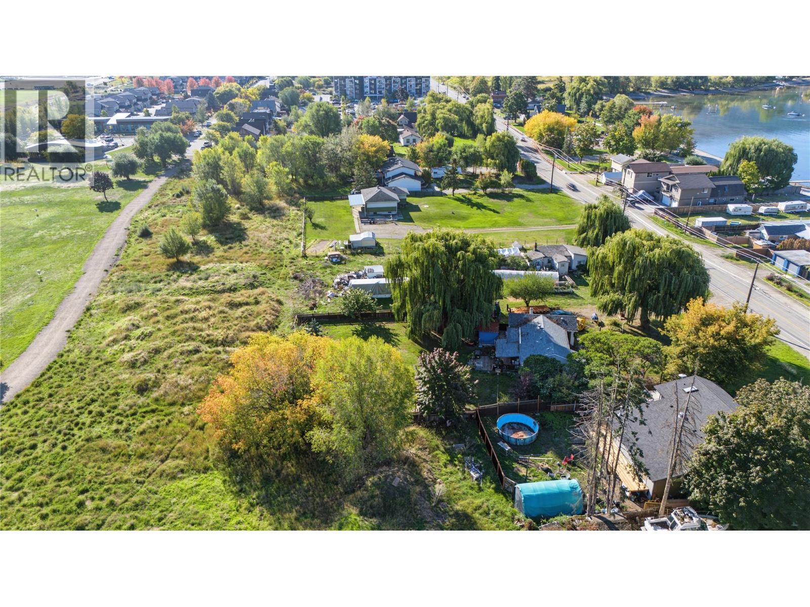 6999 Cummins Road, Vernon, British Columbia  V1H 1M9 - Photo 3 - 10400823