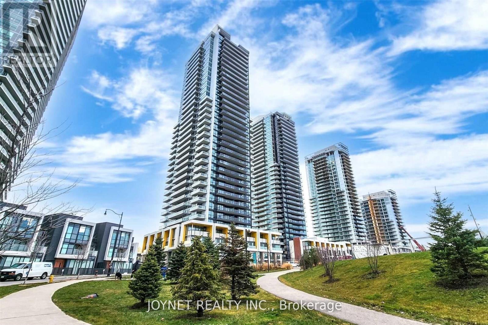 2703 - 85 MCMAHON DRIVE, Toronto, Ontario