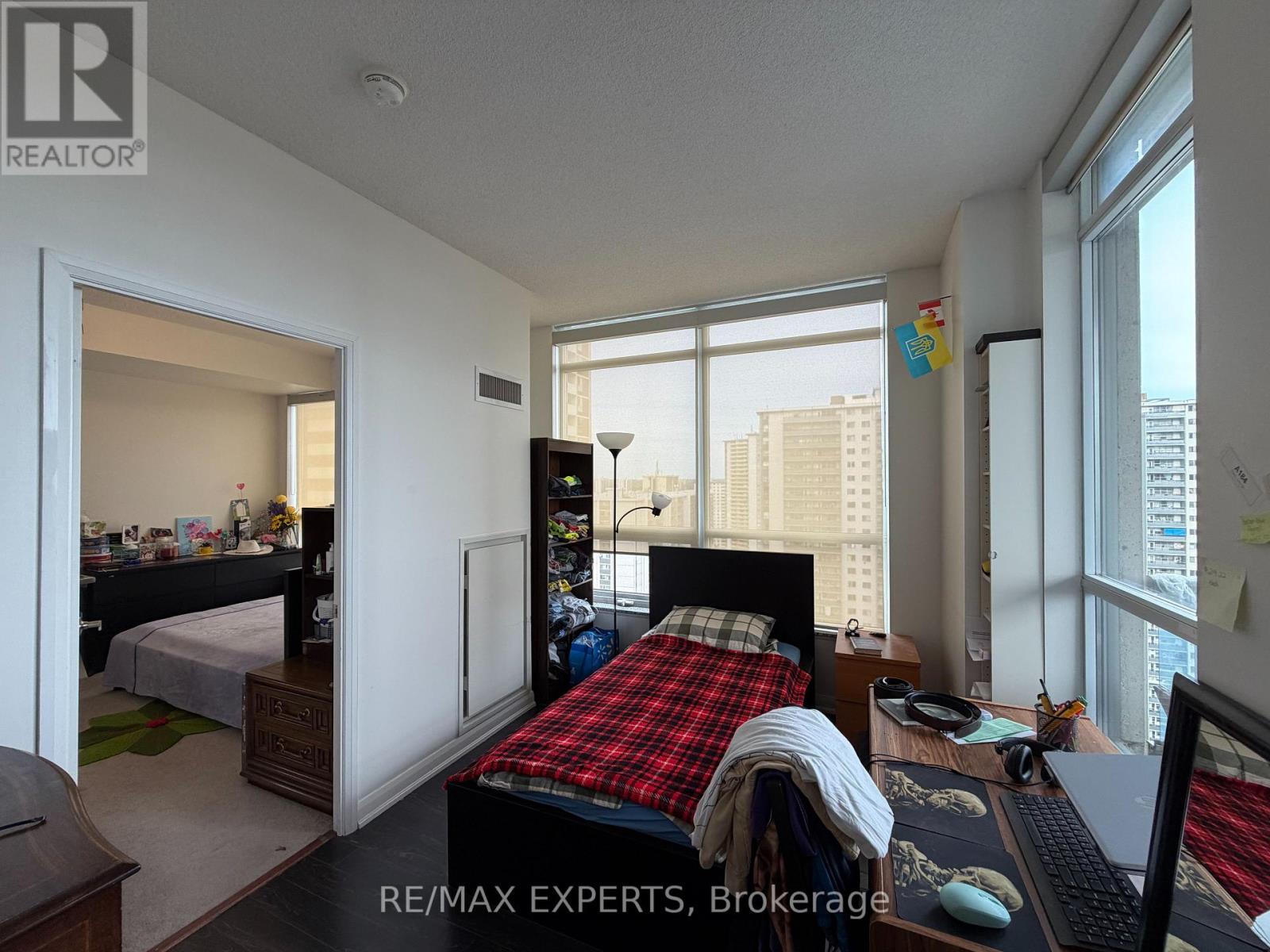 2004 - 500 Sherbourne Street, Toronto, Ontario  M4X 1L1 - Photo 11 - C13826164