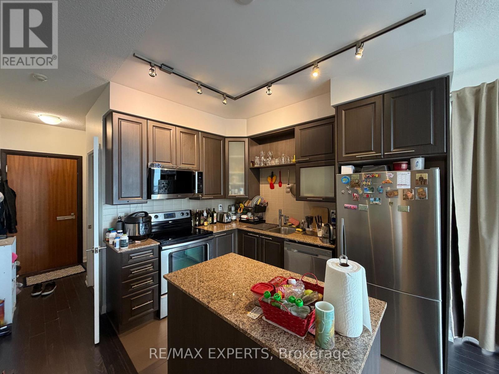 2004 - 500 Sherbourne Street, Toronto, Ontario  M4X 1L1 - Photo 5 - C13826164