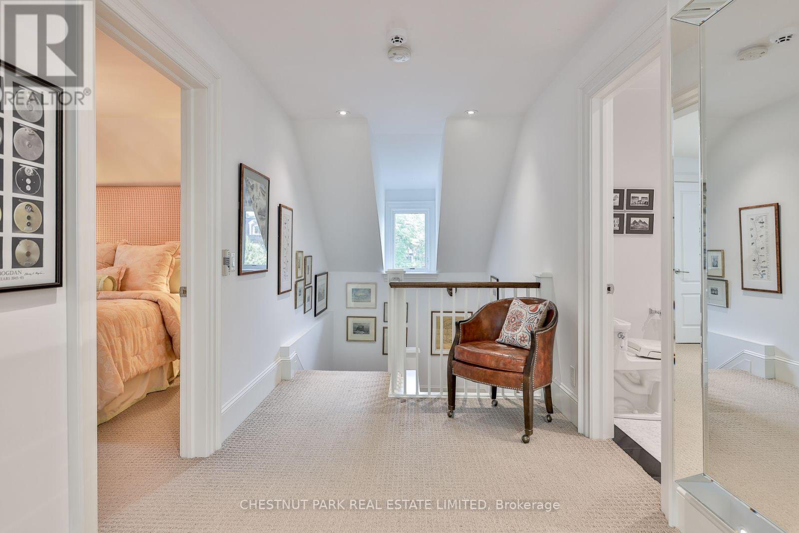 12 Shorncliffe Avenue, Toronto, Ontario  M4V 1T1 - Photo 37 - C13826188