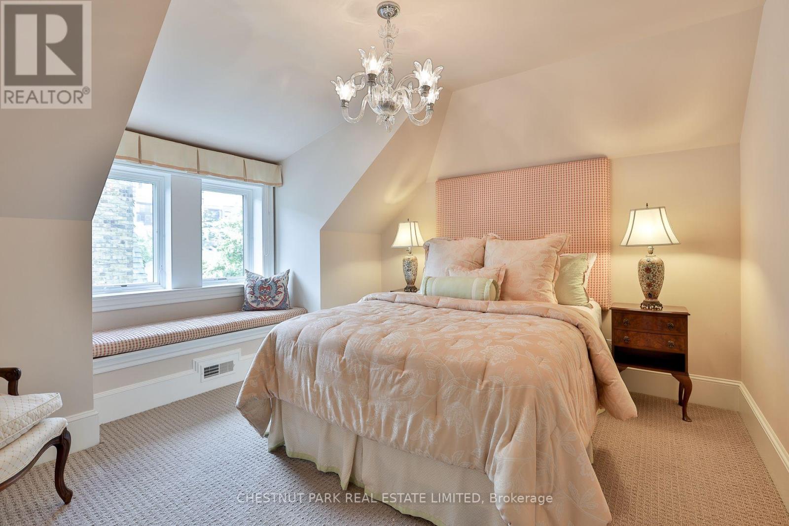 12 Shorncliffe Avenue, Toronto, Ontario  M4V 1T1 - Photo 38 - C13826188