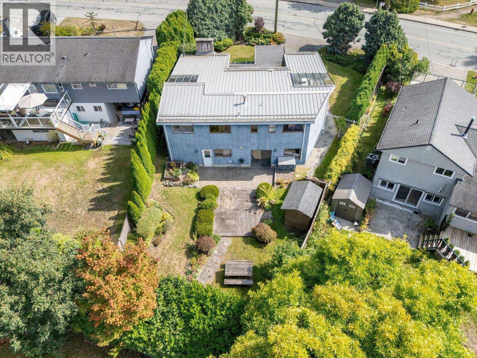 3833 Lynn Valley Road, North Vancouver, British Columbia V7K 2S7 - Photo 38 - R3165163