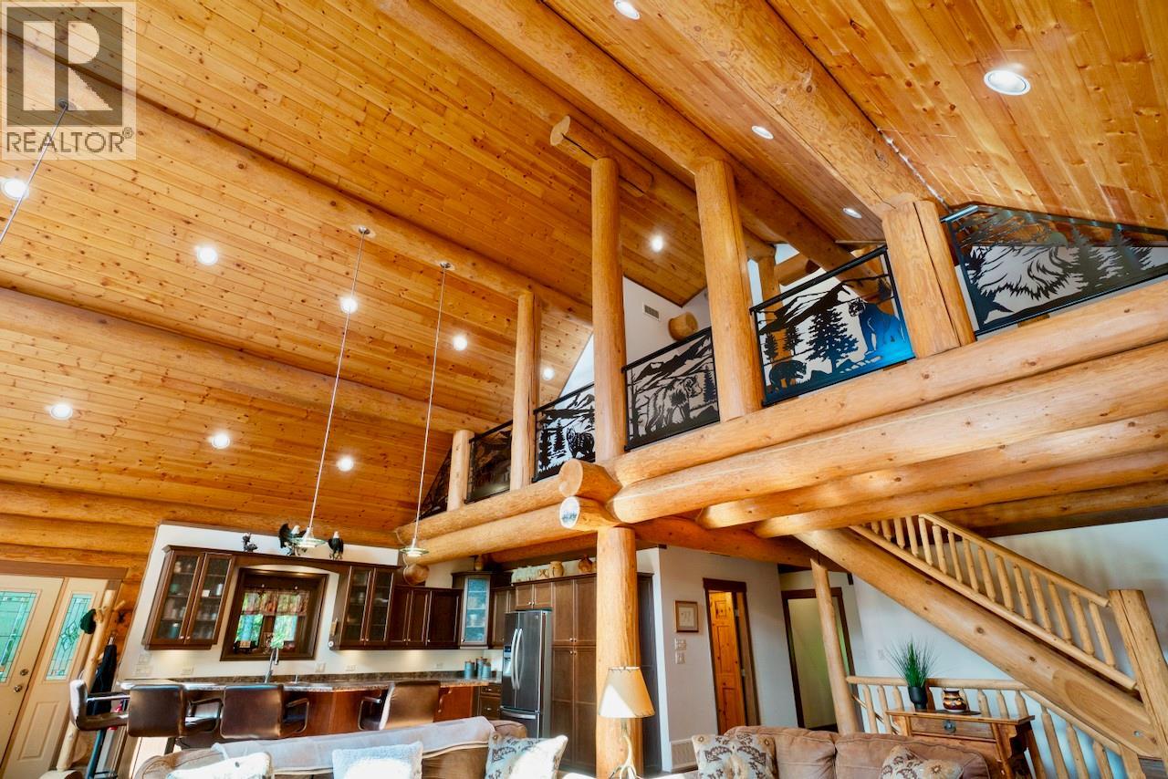 2380 Wm Brown Road, Magna Bay, British Columbia  V0E 1M7 - Photo 12 - 10401066