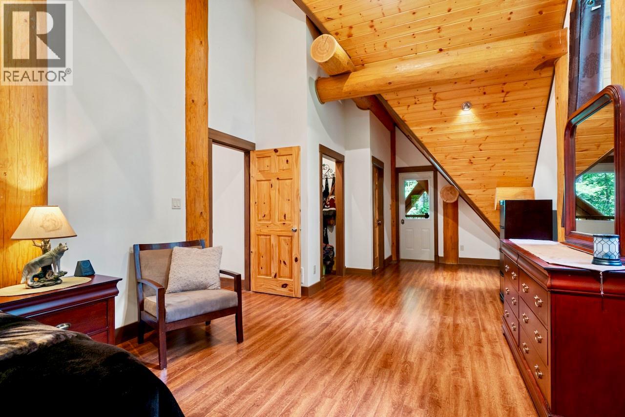 2380 Wm Brown Road, Magna Bay, British Columbia  V0E 1M7 - Photo 33 - 10401066