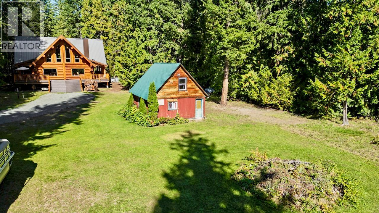2380 Wm Brown Road, Magna Bay, British Columbia  V0E 1M7 - Photo 5 - 10401066