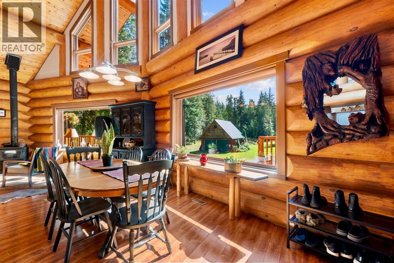 2380 Wm Brown Road, Magna Bay, British Columbia  V0E 1M7 - Photo 18 - 10401066