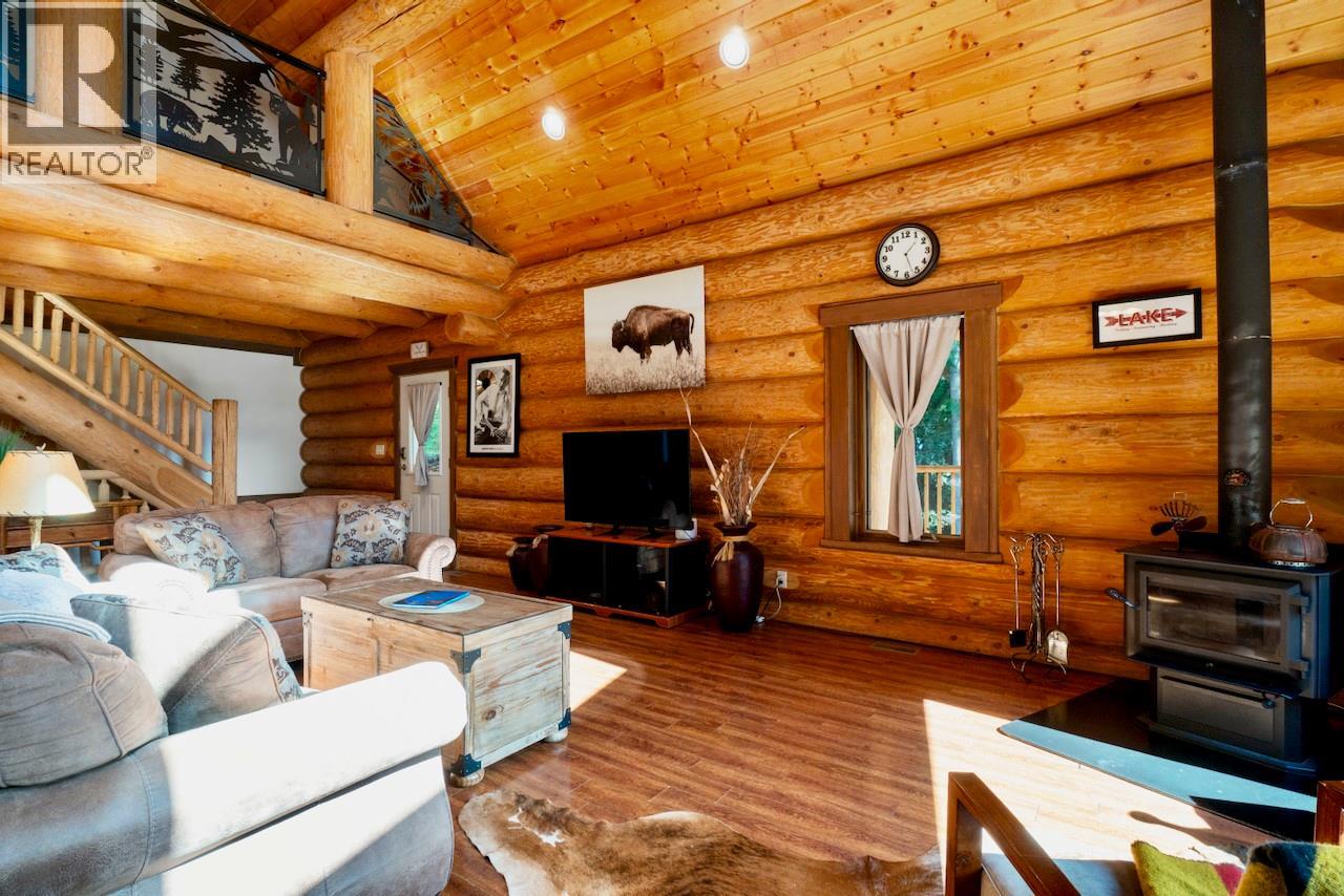2380 Wm Brown Road, Magna Bay, British Columbia  V0E 1M7 - Photo 15 - 10401066