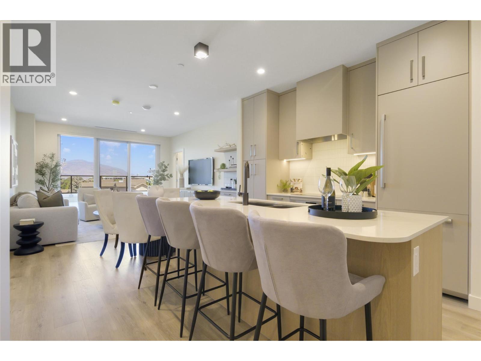 3300 Lakeshore Road Unit# 614, Kelowna, British Columbia