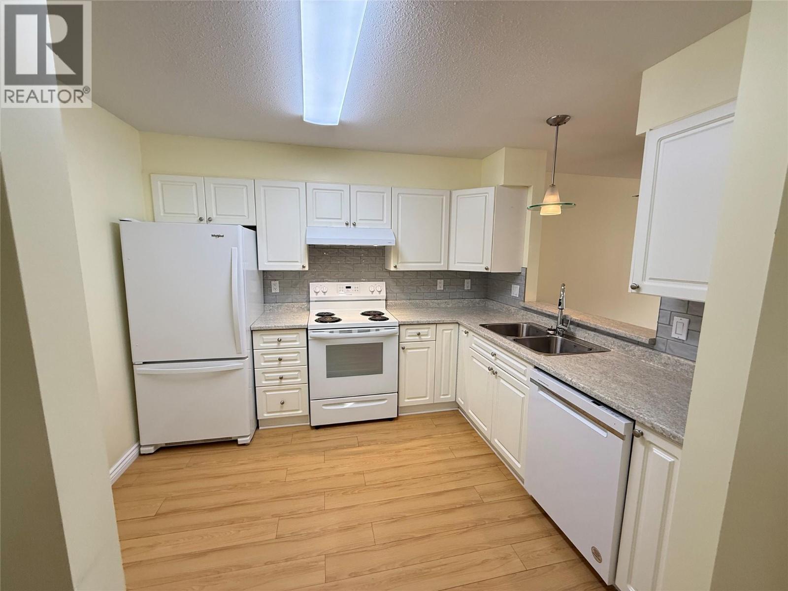 1120 Hugh Allan Drive Unit# 314, Kamloops, British Columbia  V1S 0B5 - Photo 5 - 10401818