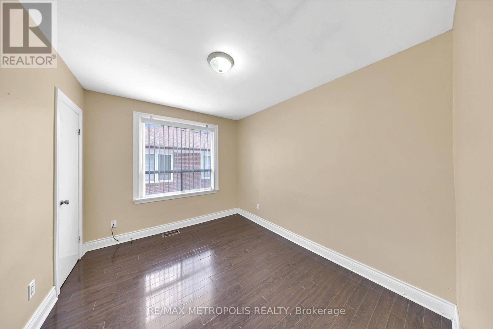 Main - 147 Vodden Street E, Brampton, Ontario  L6V 1M6 - Photo 13 - W13826148