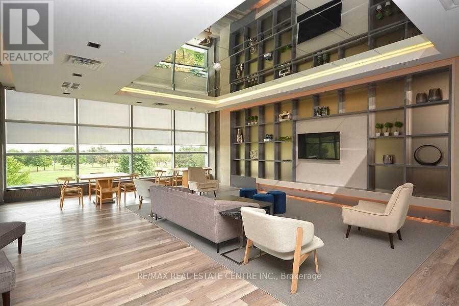 Ph 03 - 4699 Glen Erin Drive, Mississauga, Ontario  L4M 2E5 - Photo 17 - W13826154