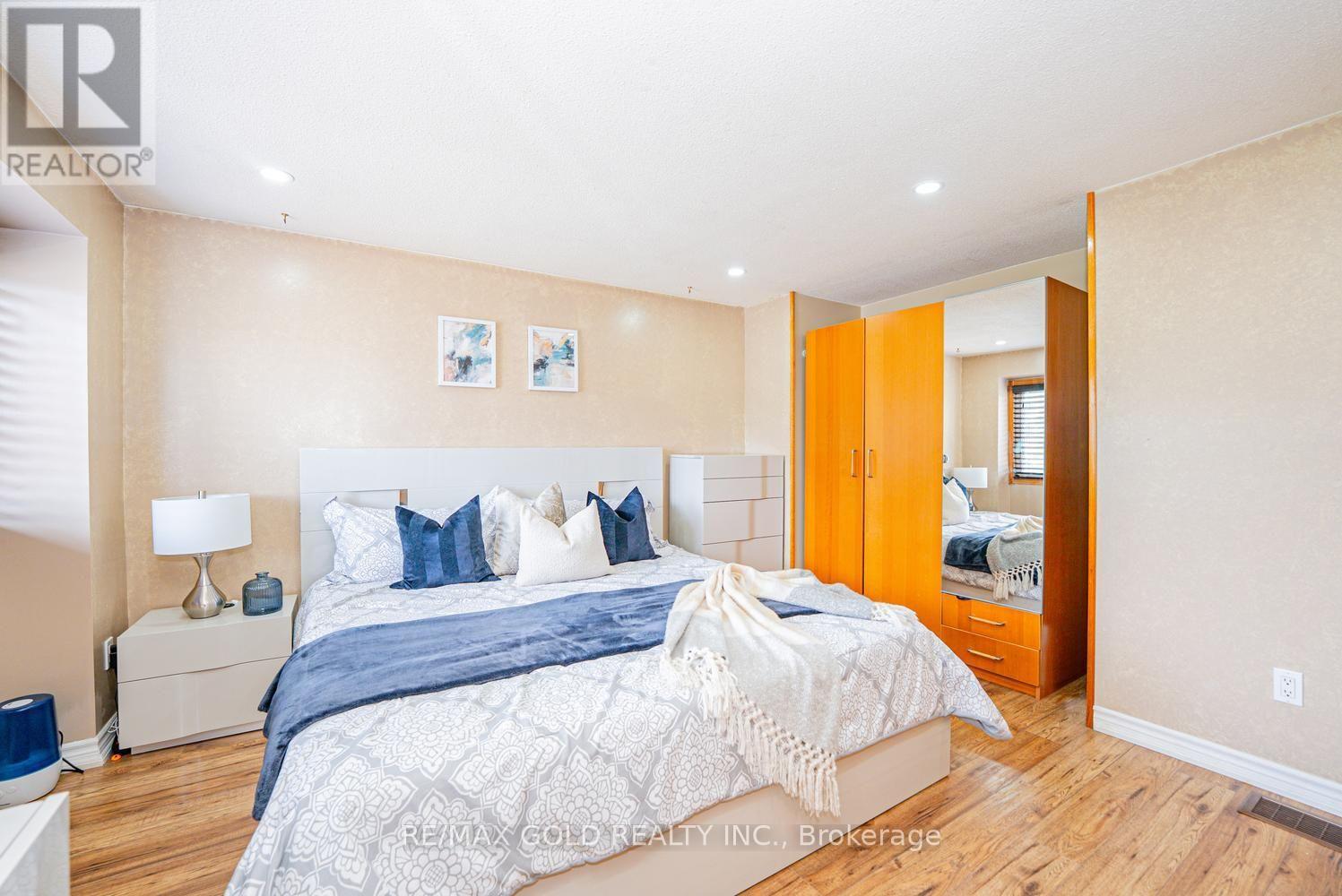 1 Wolverton Crescent, Brampton, Ontario  L6S 3L1 - Photo 23 - W13826176