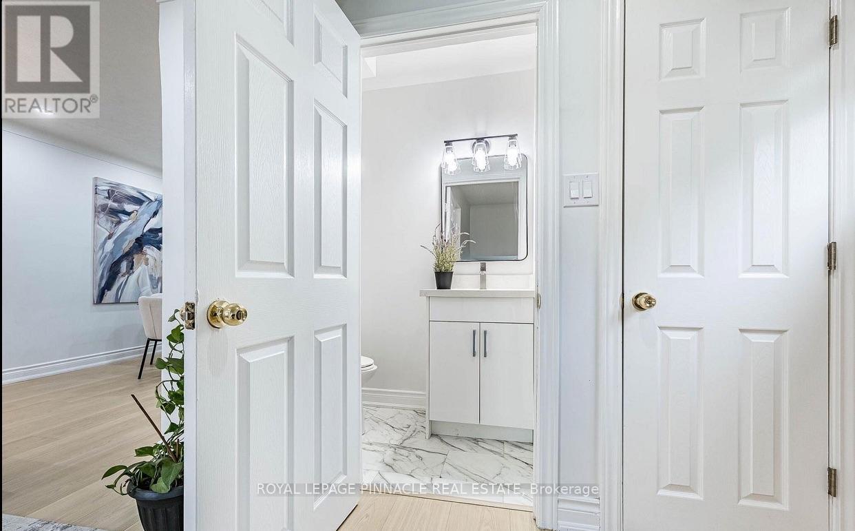 612 Appleby Line, Burlington, Ontario  L7L 2Y3 - Photo 19 - W13826196