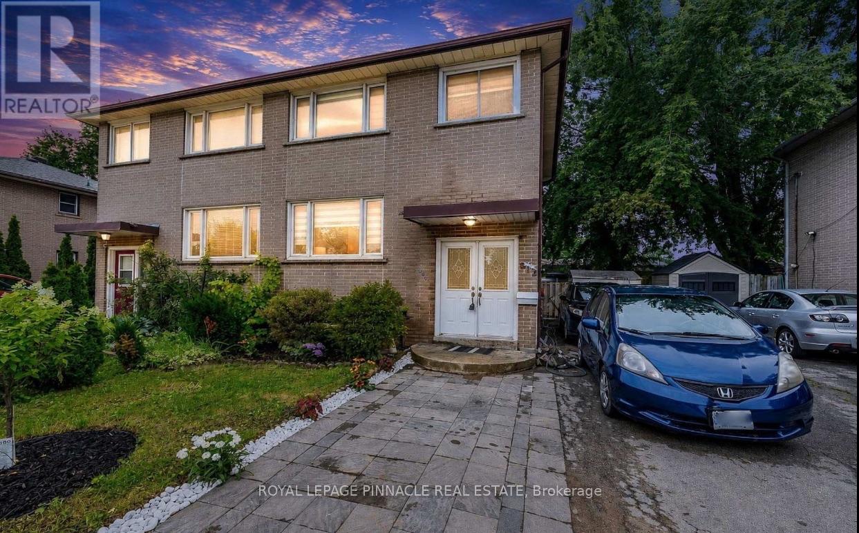 612 Appleby Line, Burlington, Ontario  L7L 2Y3 - Photo 2 - W13826196