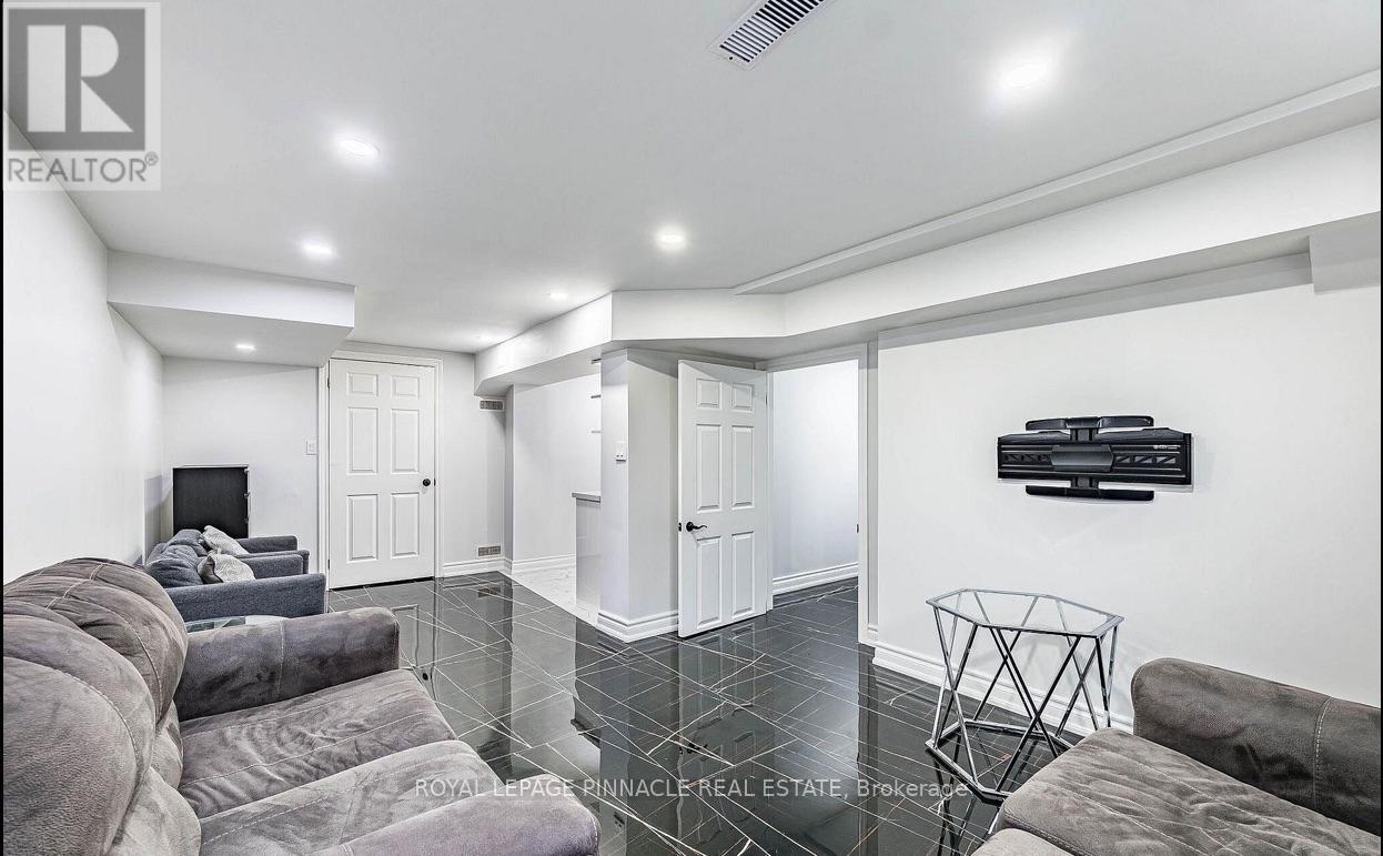 612 Appleby Line, Burlington, Ontario  L7L 2Y3 - Photo 39 - W13826196