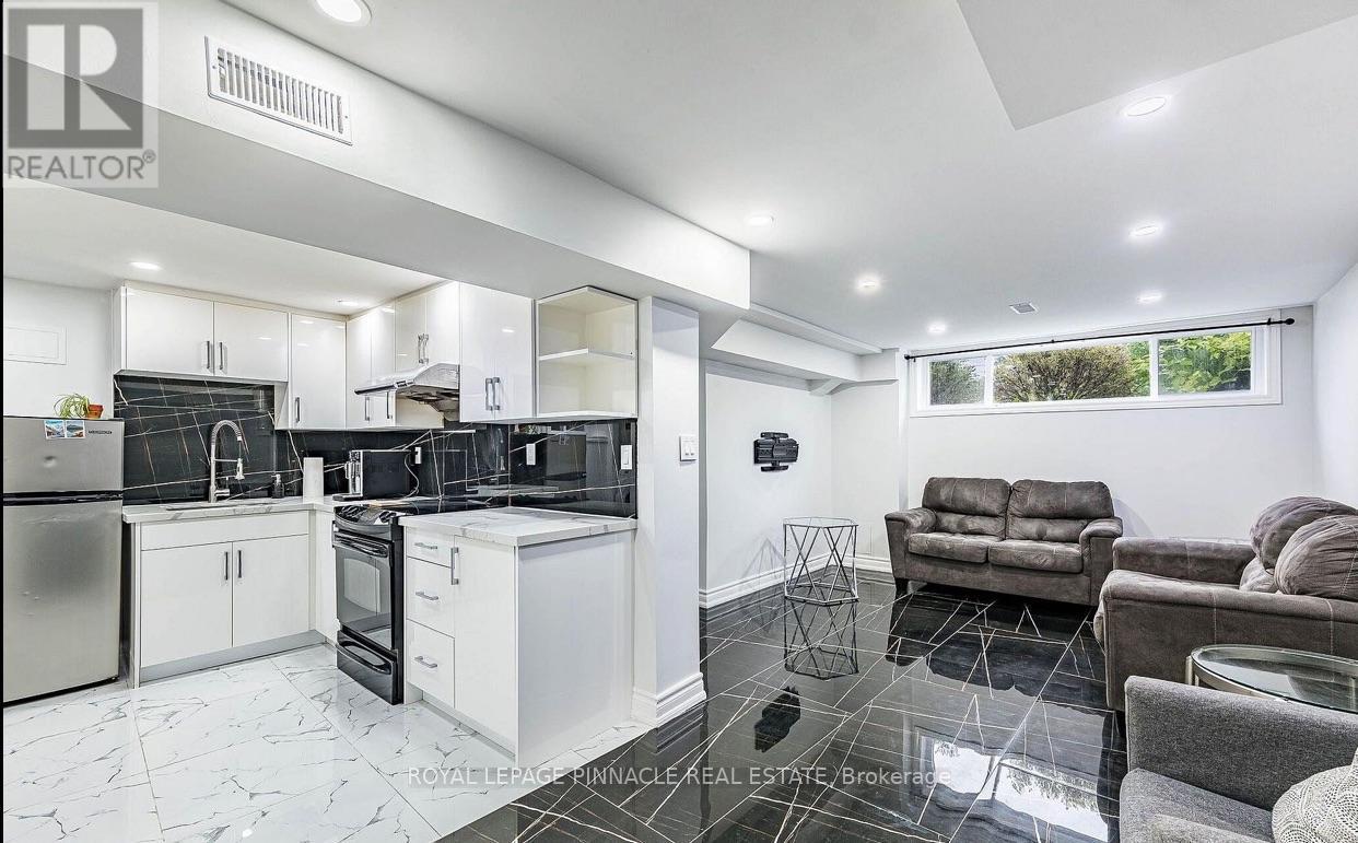 612 Appleby Line, Burlington, Ontario  L7L 2Y3 - Photo 40 - W13826196