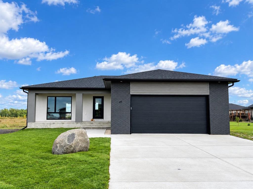 49 Caribou Bay, Steinbach, Manitoba  R5G 2Y1 - Photo 0 - 202617243
