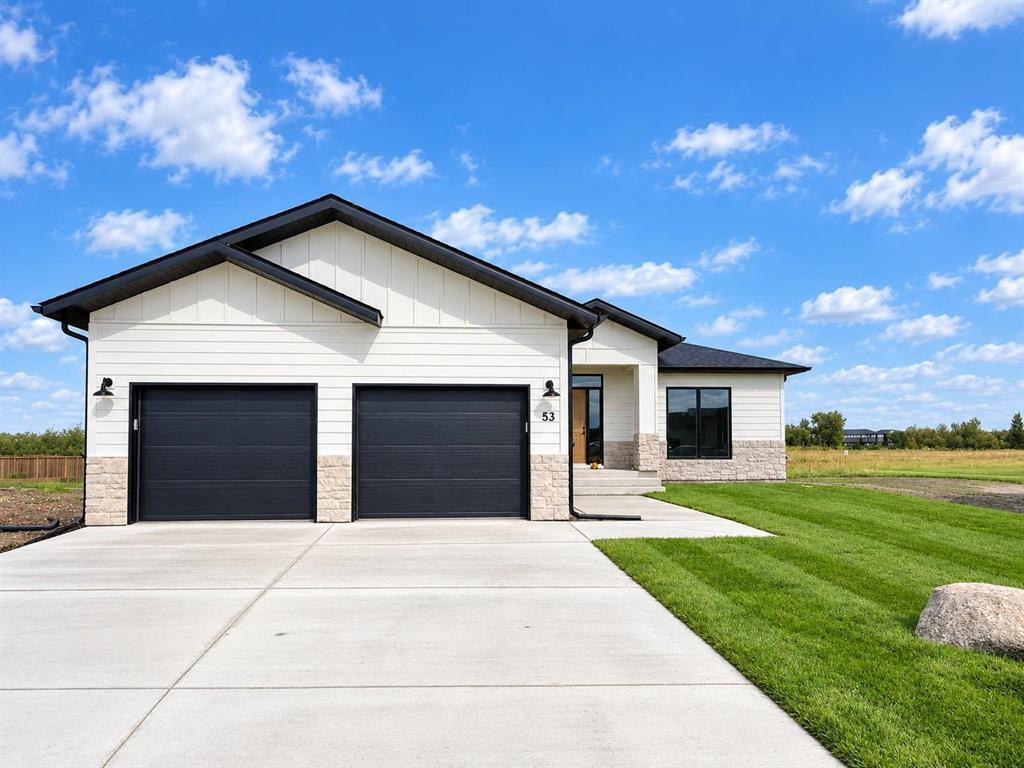 53 Caribou Bay, Steinbach, Manitoba  R5G 0Z4 - Photo 0 - 202621212
