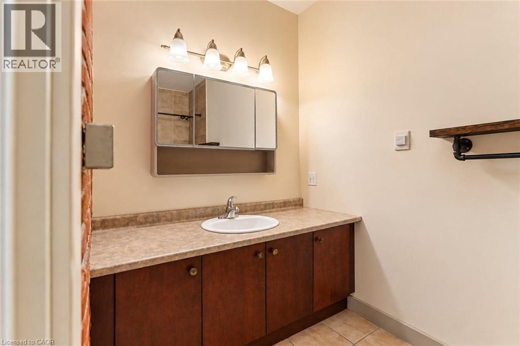 357 Hunter Street W Unit# 16, Hamilton, Ontario  L8P 1S6 - Photo 16 - 40866391