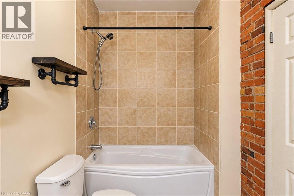 357 Hunter Street W Unit# 16, Hamilton, Ontario  L8P 1S6 - Photo 17 - 40866391