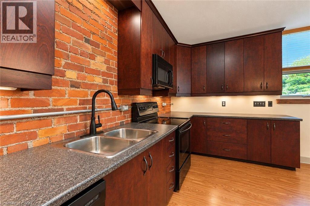 357 Hunter Street W Unit# 16, Hamilton, Ontario  L8P 1S6 - Photo 27 - 40866391
