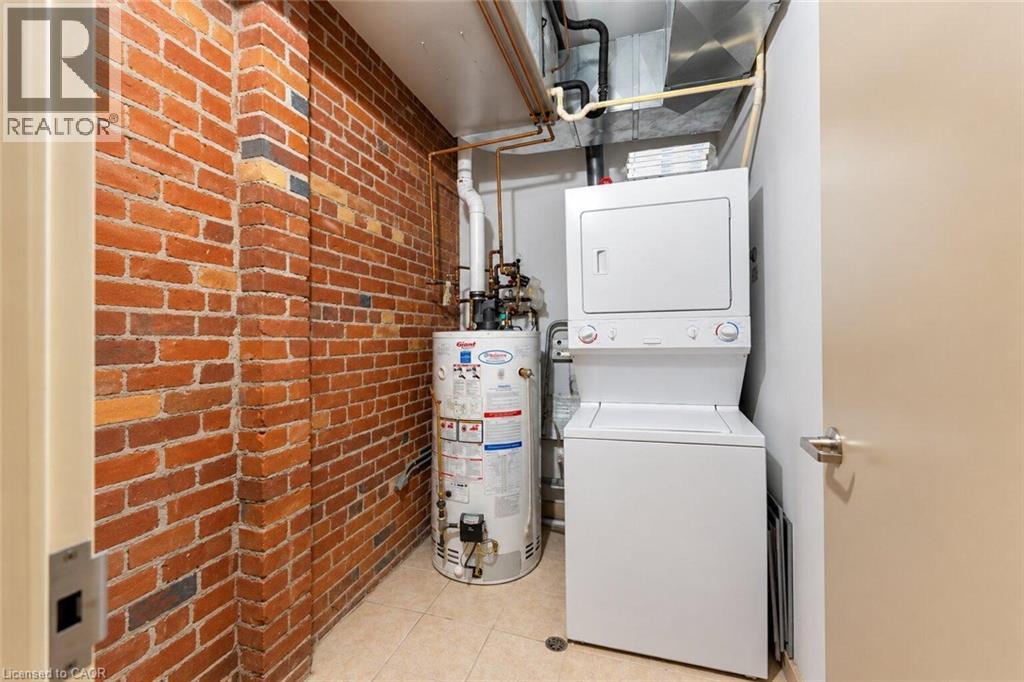 357 Hunter Street W Unit# 16, Hamilton, Ontario  L8P 1S6 - Photo 28 - 40866391