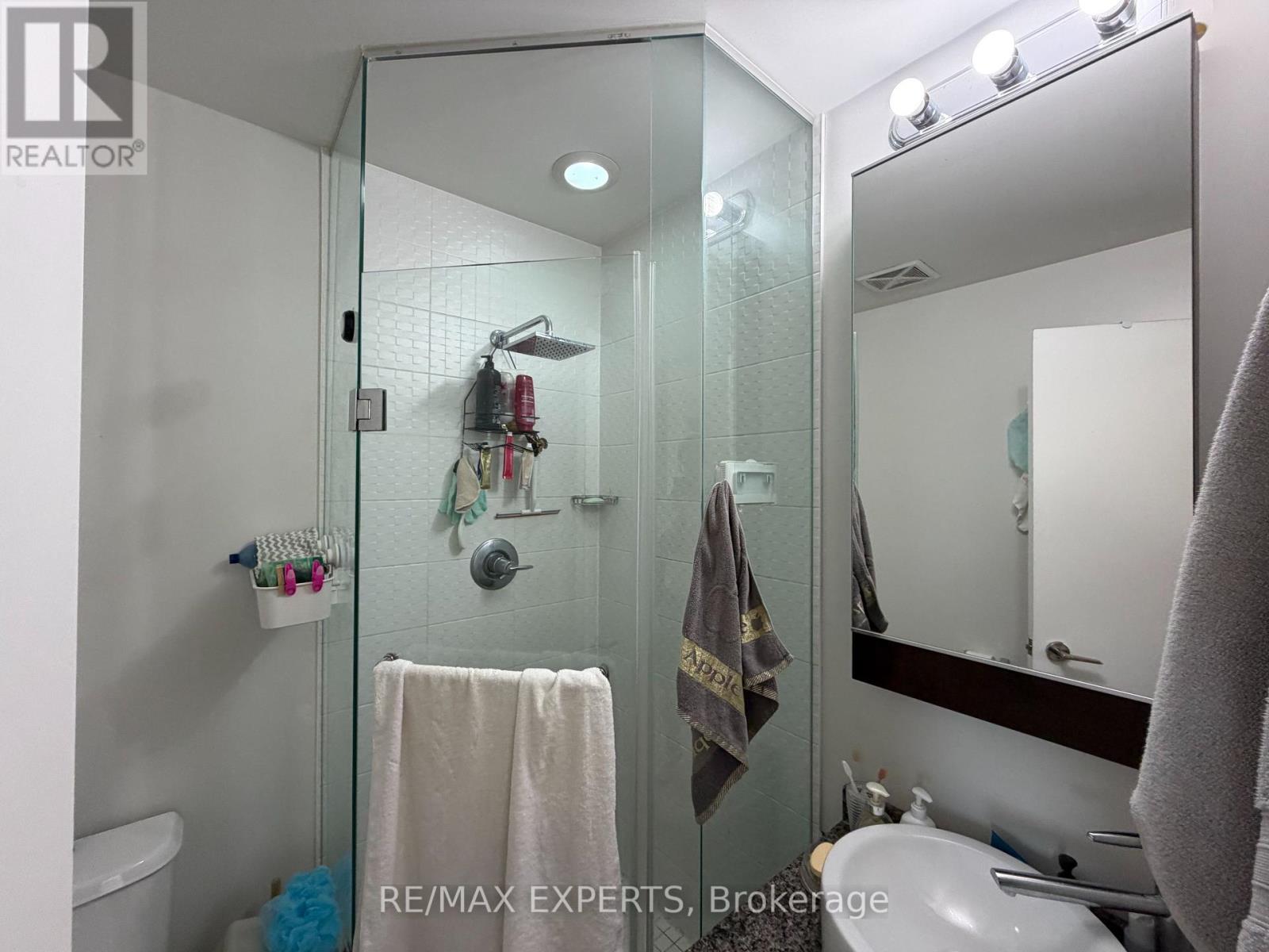 2004 - 500 Sherbourne Street, Toronto, Ontario  M4X 1L1 - Photo 15 - C13826164