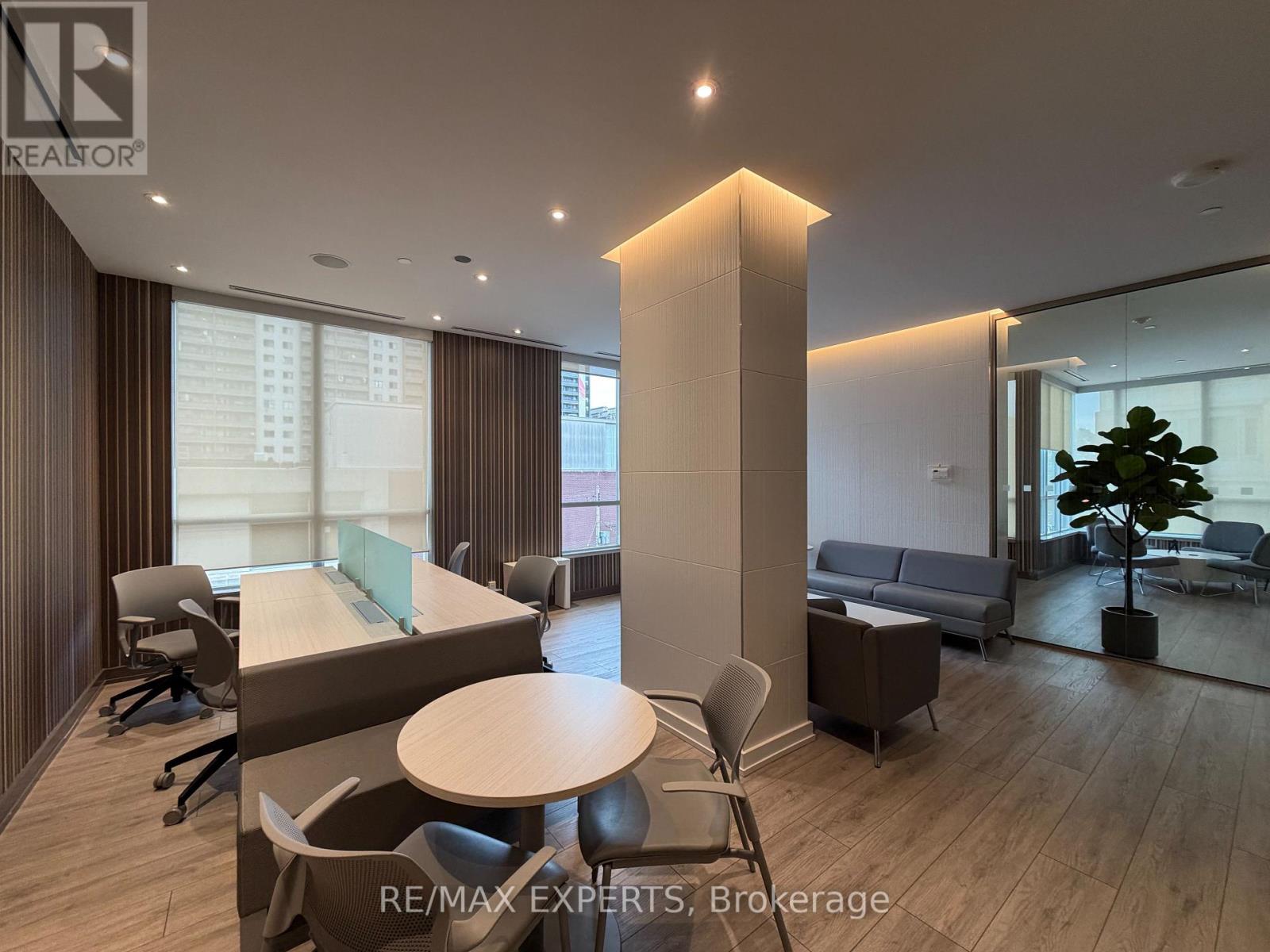2004 - 500 Sherbourne Street, Toronto, Ontario  M4X 1L1 - Photo 26 - C13826164