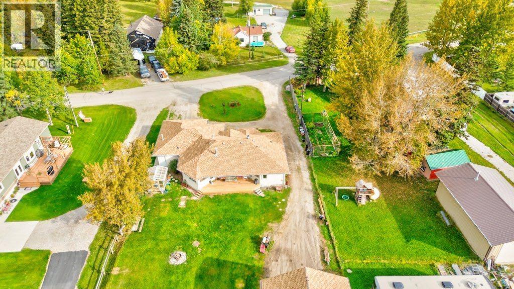 6018 16 Avenue, Coleman, Alberta  T0K 0M0 - Photo 30 - A2347402