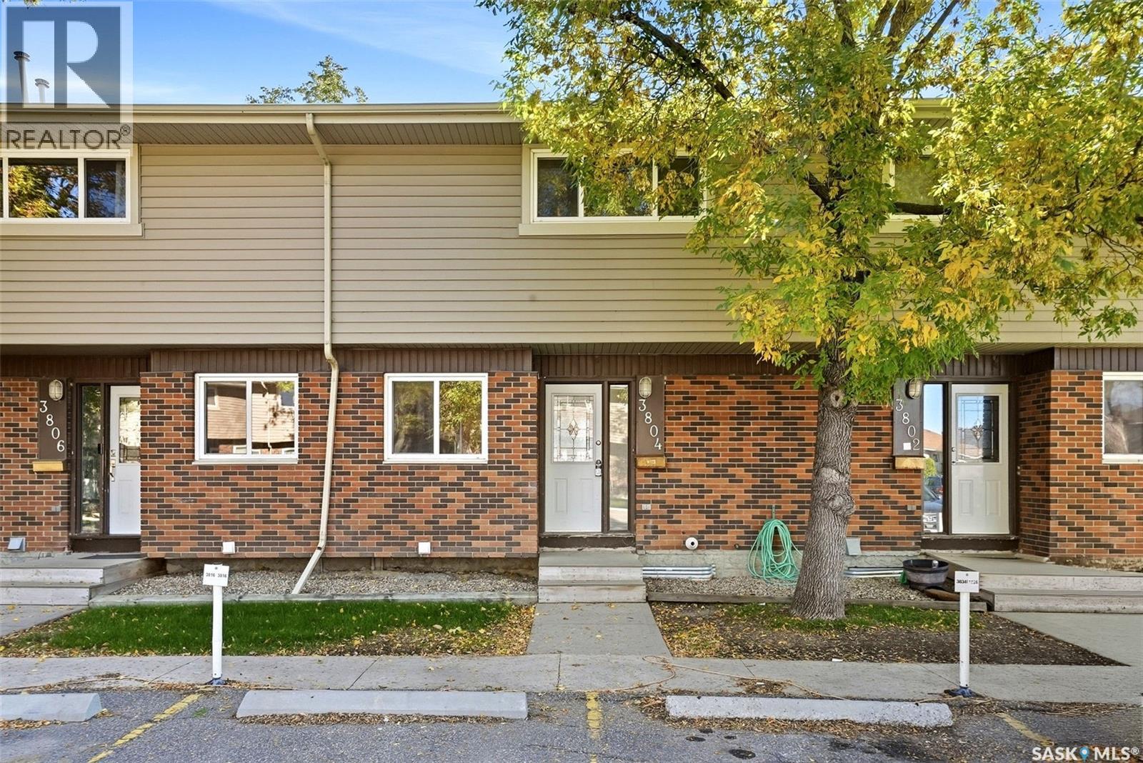 3804 Castle Road, Regina, Saskatchewan  S4S 6M7 - Photo 2 - SK049266