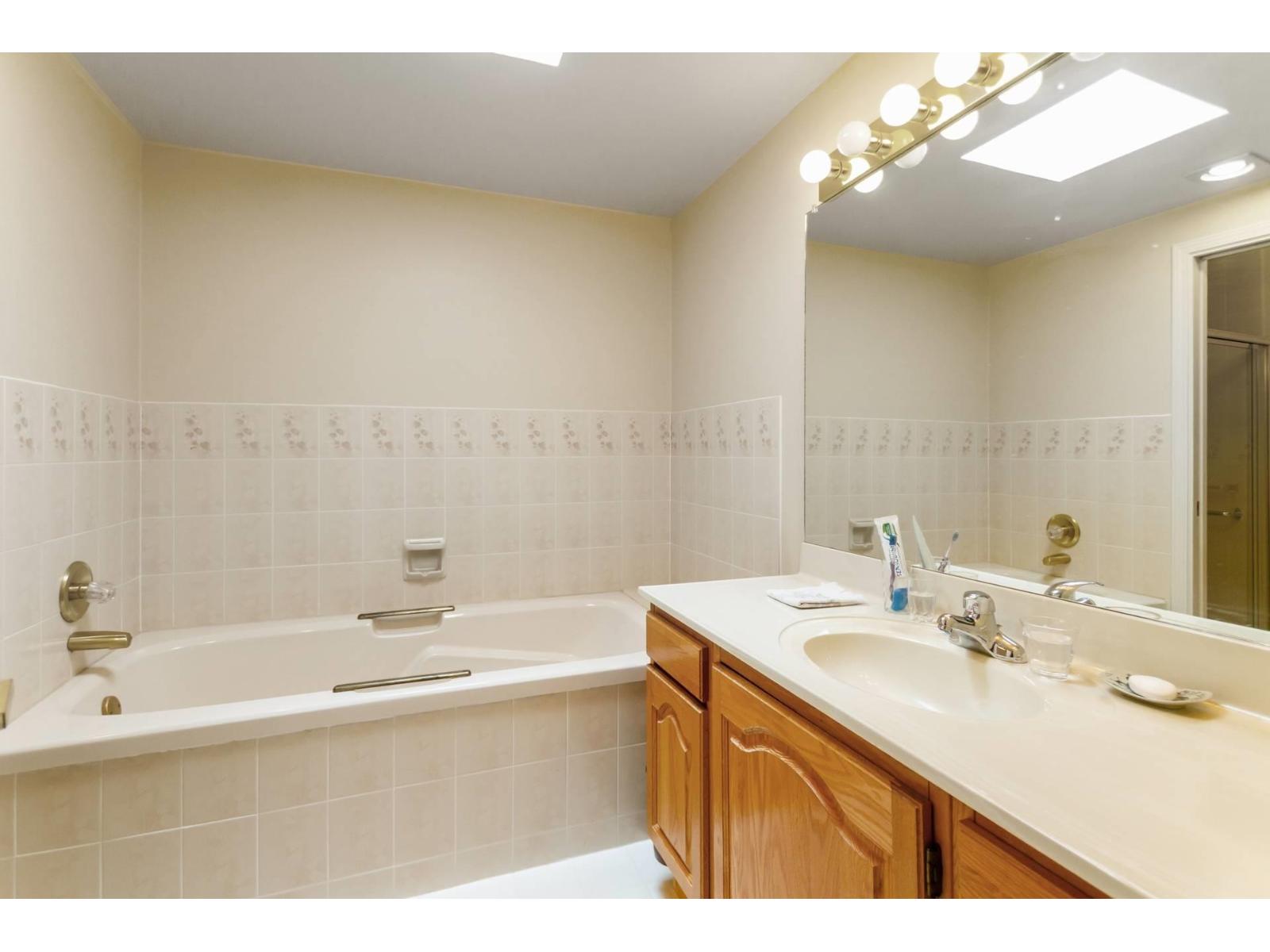 313 15300 17 Avenue, Surrey, British Columbia  V4A 8Y6 - Photo 16 - R3161530