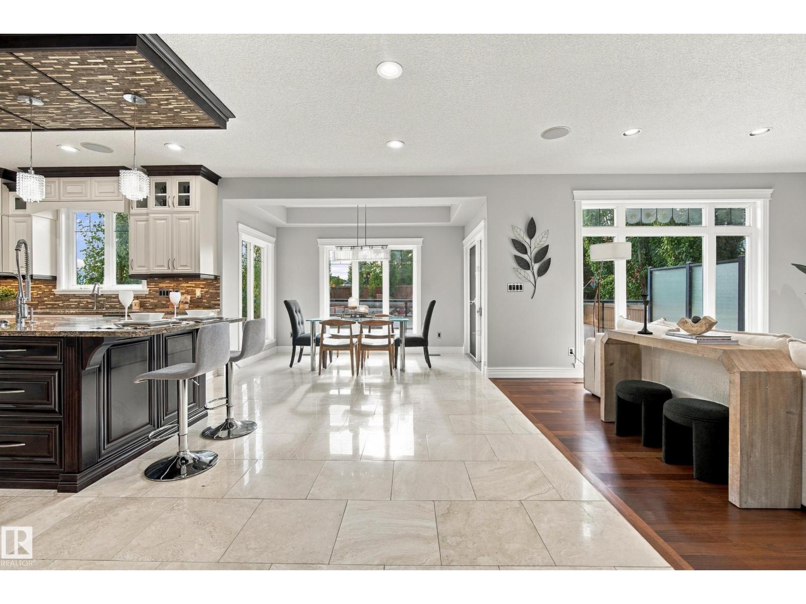 93 NOTTINGHAM POINT