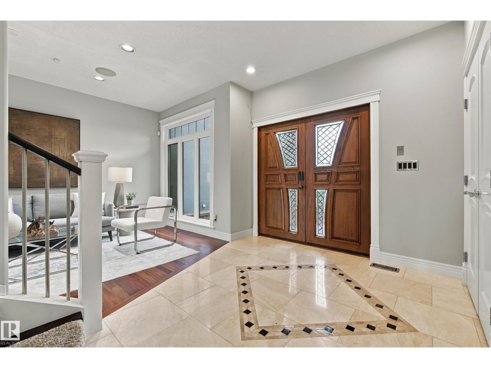93 NOTTINGHAM POINT